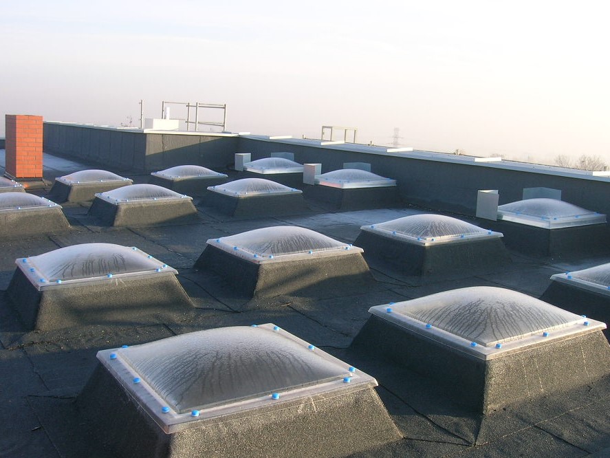 Świetliki kopułkowe