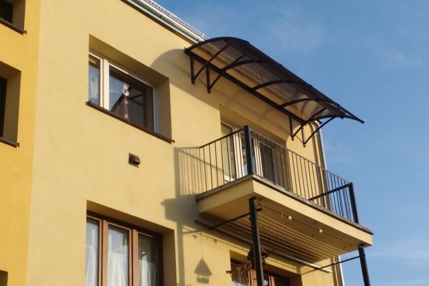 Zadaszenia nad balkonami